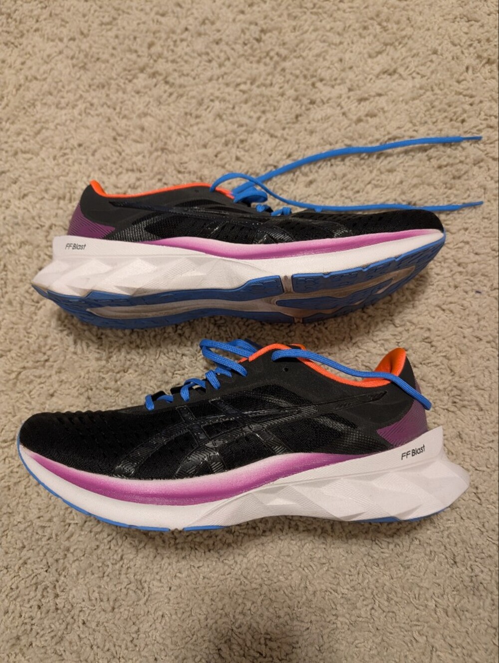 Asics Novablast 1- Women's 11 (Men's 10, B-width)